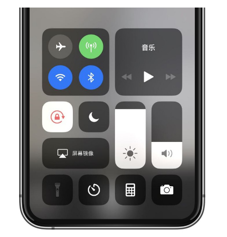 下陆苹果14维修店分享iPhone 14手电筒按键灰了怎么办 